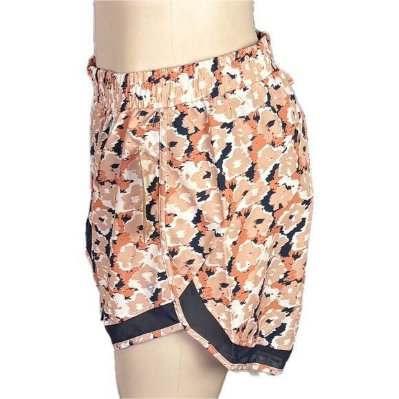 Liv Outdoor XL Blush-Navy Camouflage Floral Mesh Hem Elastic Waist Lined Shorts - Picture 5 of 6